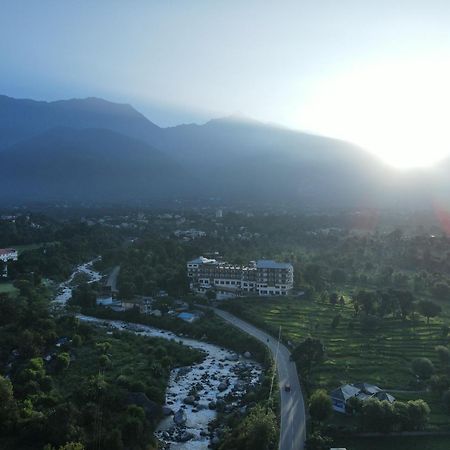 D'Polo Club & Spa Resort Dharamshala Exterior foto
